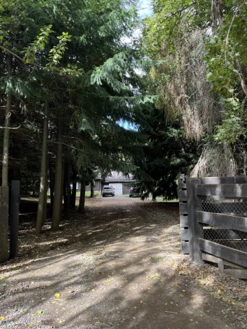 Hermosa Propiedad en Venta y/o Arriendo sector El Verdin, Coyhaique.-