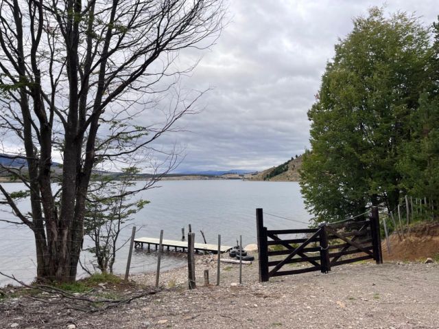 Parcela con vista Lago Póllux, Coyhaique. Acceso al Lago y muelle
